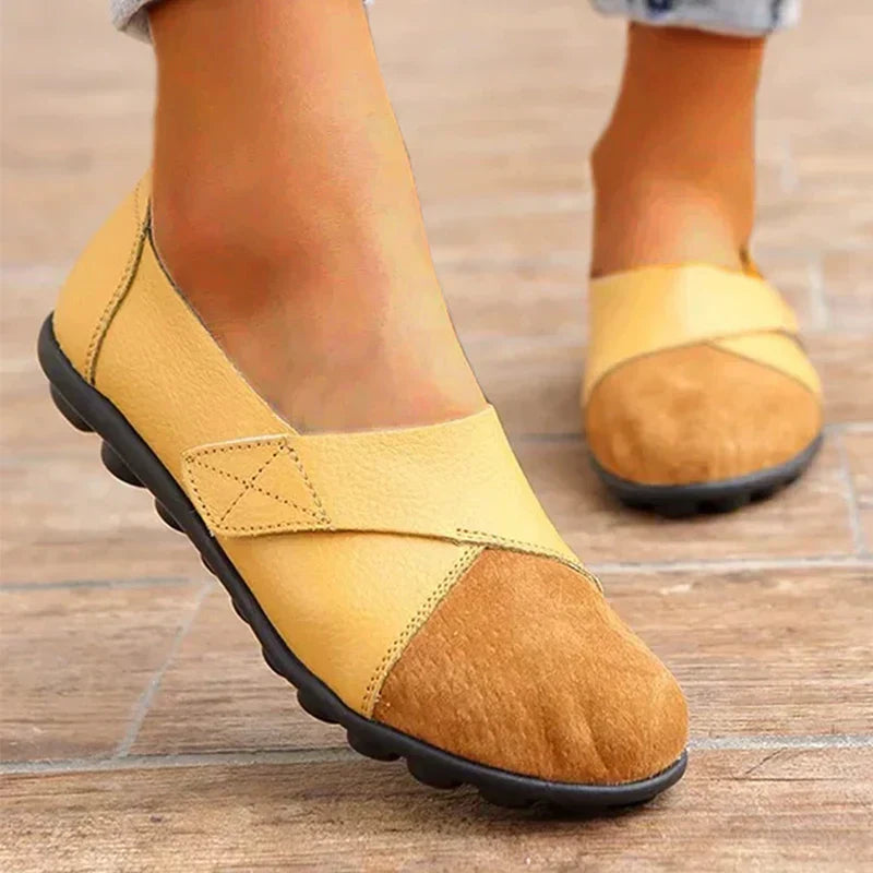 Women's orthopedic slip-on shoes with arch support and wide fit, pain relief