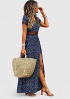 Women's boho maxi dress with V-neckline, casual flowy long summer dress
