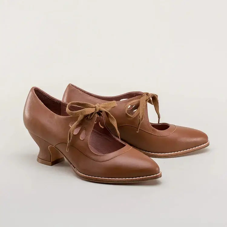 Women's orthopedic heels with full-foot support, wide and narrow fit, available in multiple colours