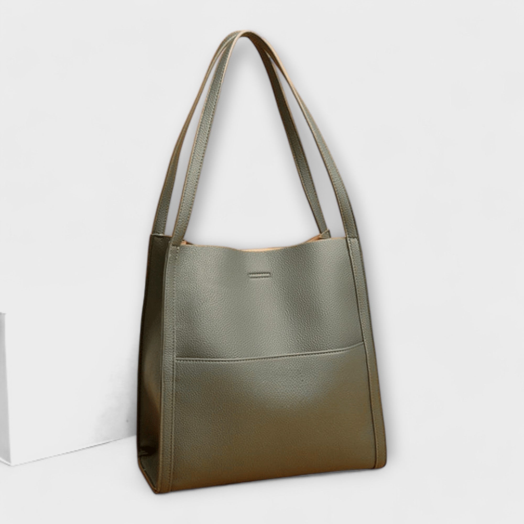 Structured handbag women's shoulder bag with zip top and tassel detail