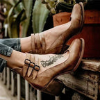 Women vintage heels in black and brown retro style