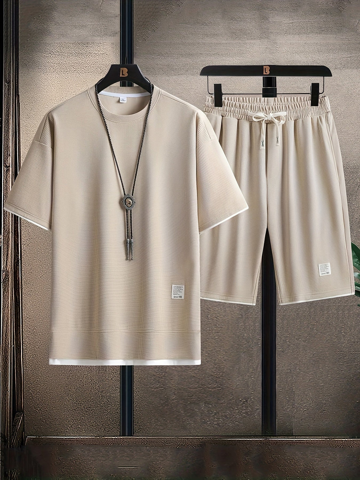 Men's two-piece waffle fabric set, relaxed fit, T-shirt and shorts in black and beige