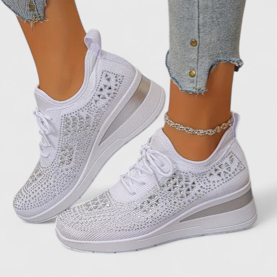 Women orthopedic sneakers with wide toe box and arch support