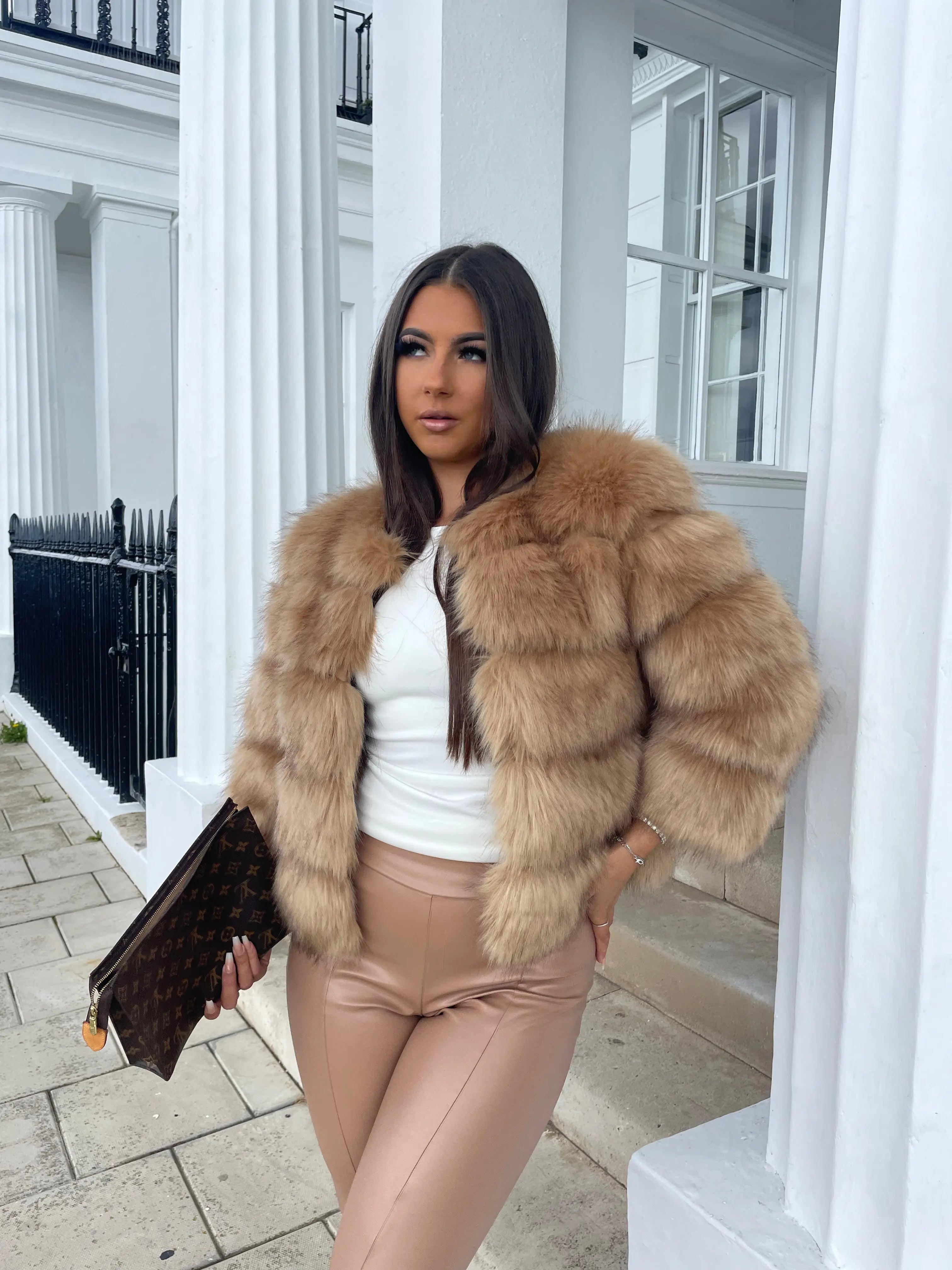 Faux fur coat women's glamour jacket in soft animal-friendly synthetic fur