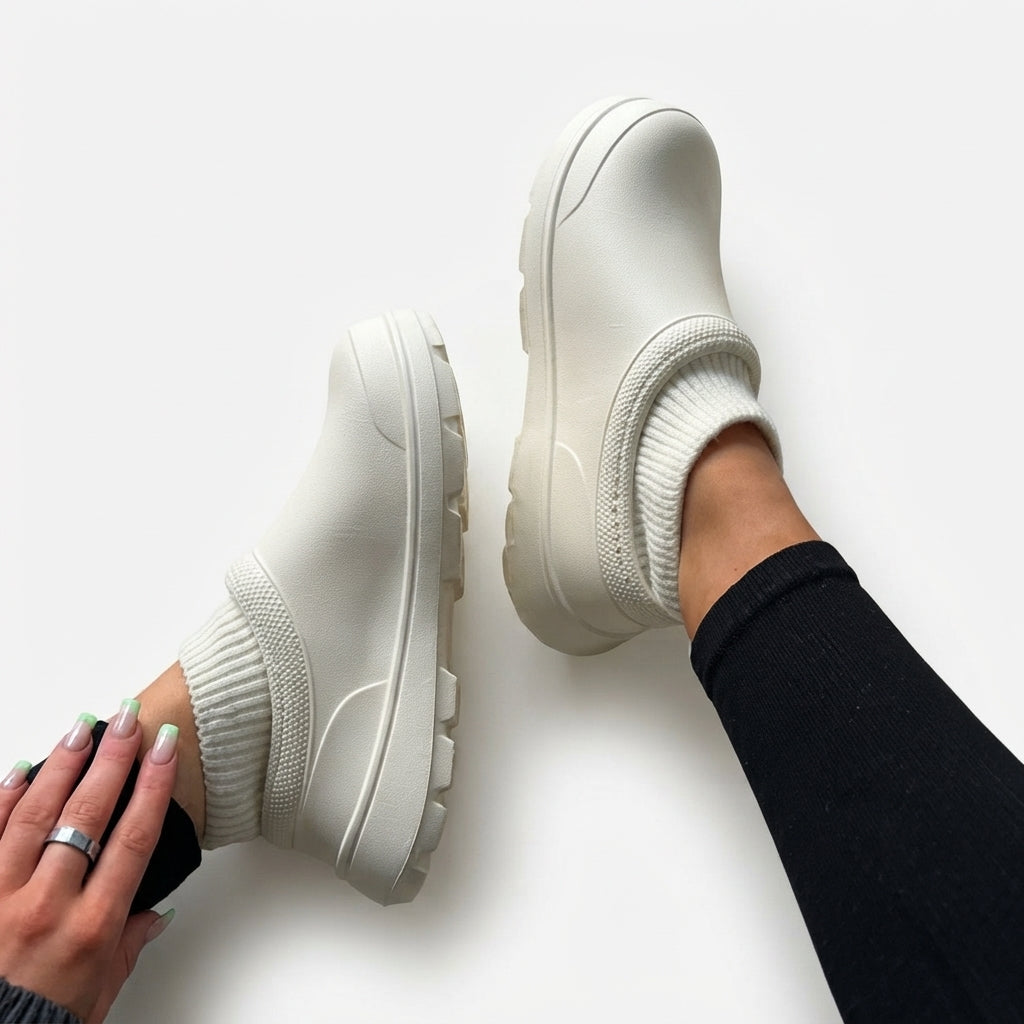 Women's Clogs | Cosy & Weatherproof Everyday Clogs