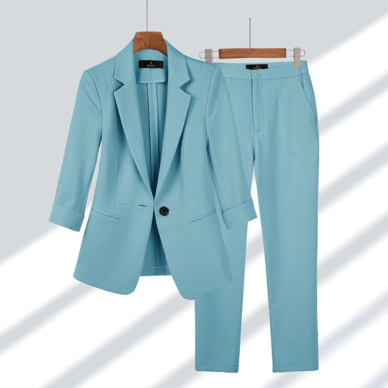 Women's 2-piece suit set with tailored blazer and trousers, office formal wear