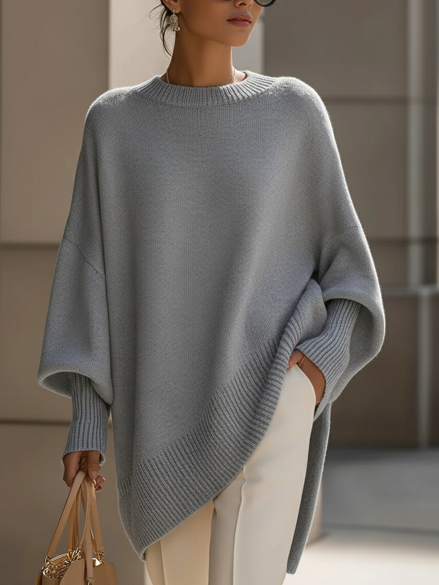 Women oversized pullover sweater in relaxed fit, available in beige black and olive green
