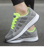 Women's ergonomic sneakers with arch support and breathable upper, wide fit