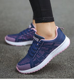 Women's ergonomic sneakers with arch support and breathable upper, wide fit