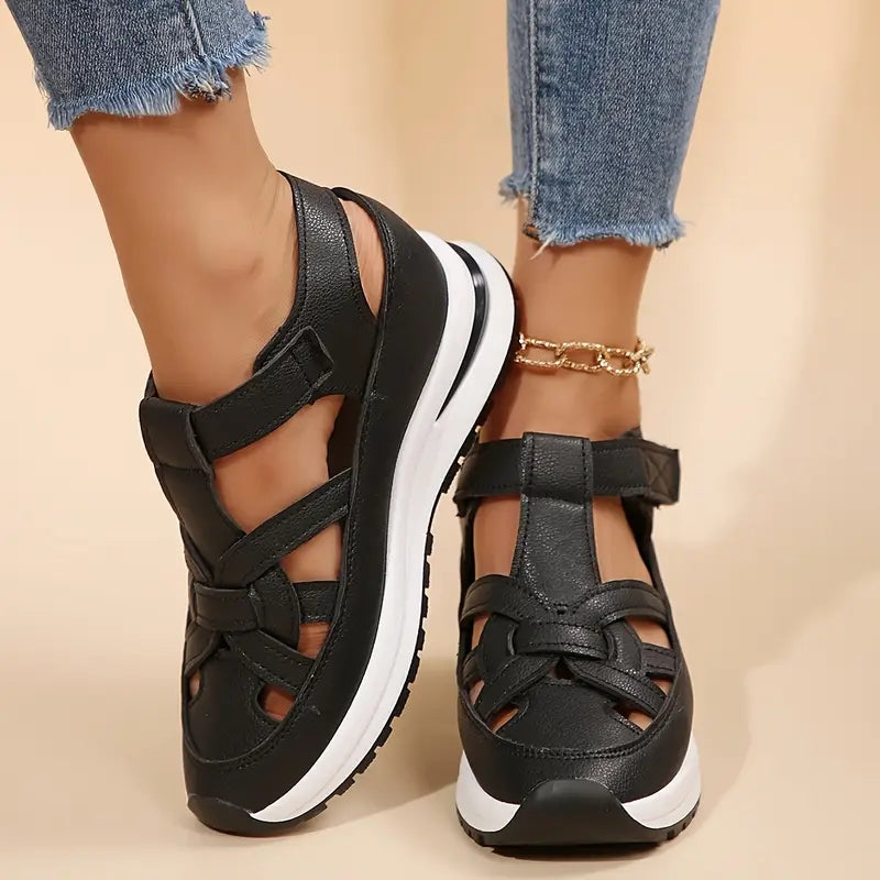 Women's orthopedic sandals with arch support and covered toe, lightweight everyday sandal