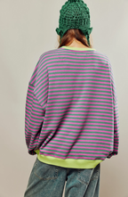 Women oversized striped sweatshirt with dropped shoulders and round neckline
