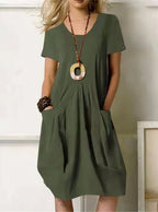 Women casual A-line knee length dress with pockets round neck