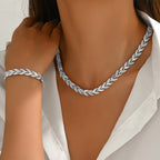 Women fishtail necklace with glass rhinestones in rose gold and silver