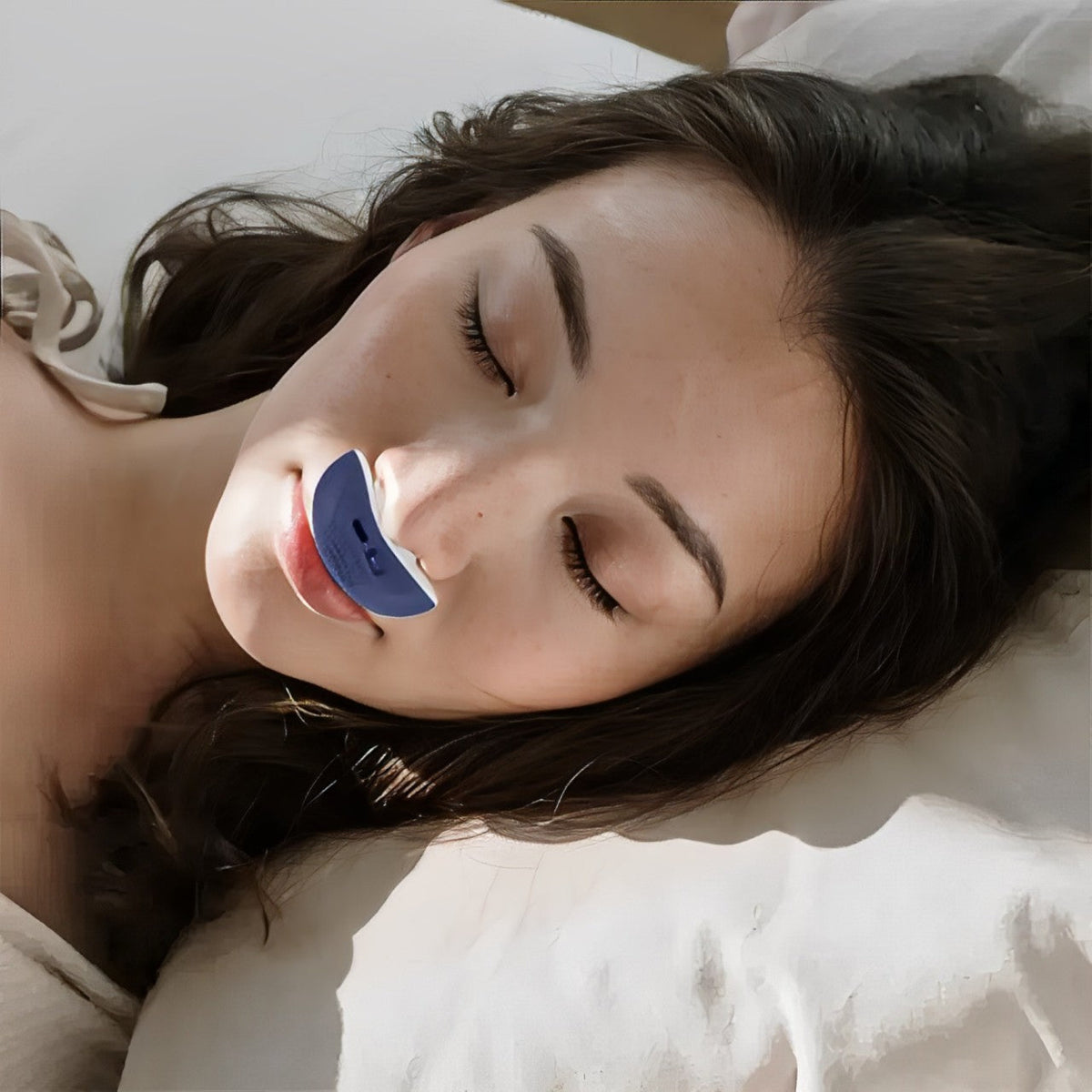 Portable sleep apnea device light green compact silent CPAP aid rechargeable