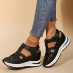 Women's orthopedic sandals with arch support and covered toe, lightweight everyday sandal
