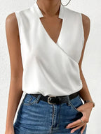 Women V-neck sleeveless blouse floral print lightweight relaxed fit