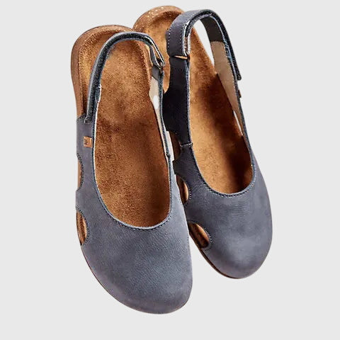 Women's orthopedic sandals with arch support and breathable open design