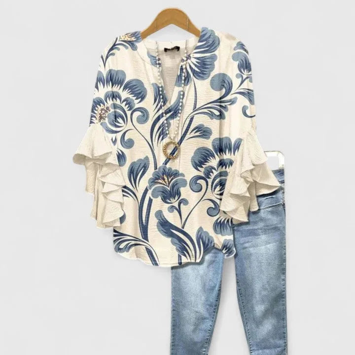 Women floral blouse with ruffled 3/4 sleeves and V-neckline regular fit