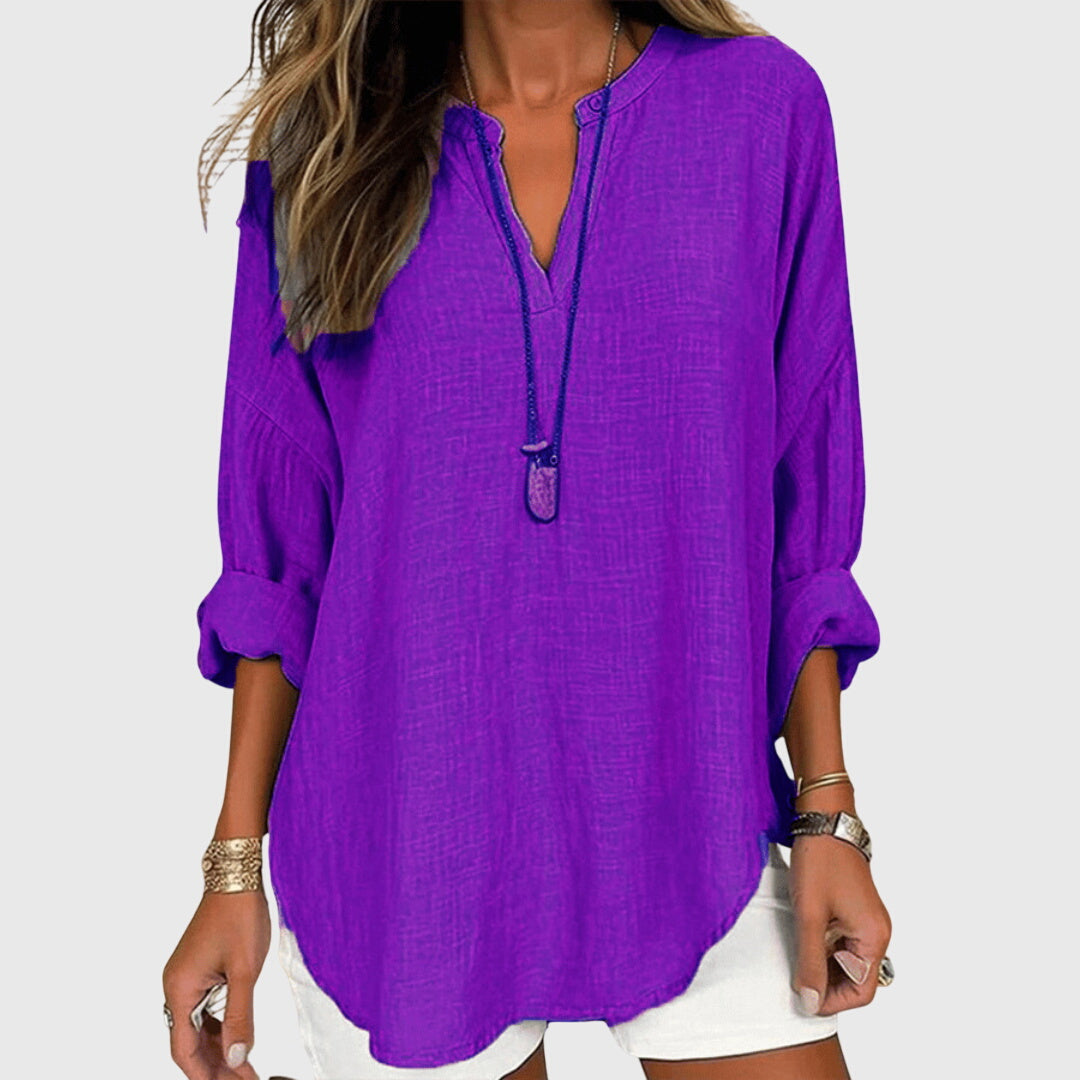 Women's flowy beach shirt with long sleeves and round neckline, relaxed fit