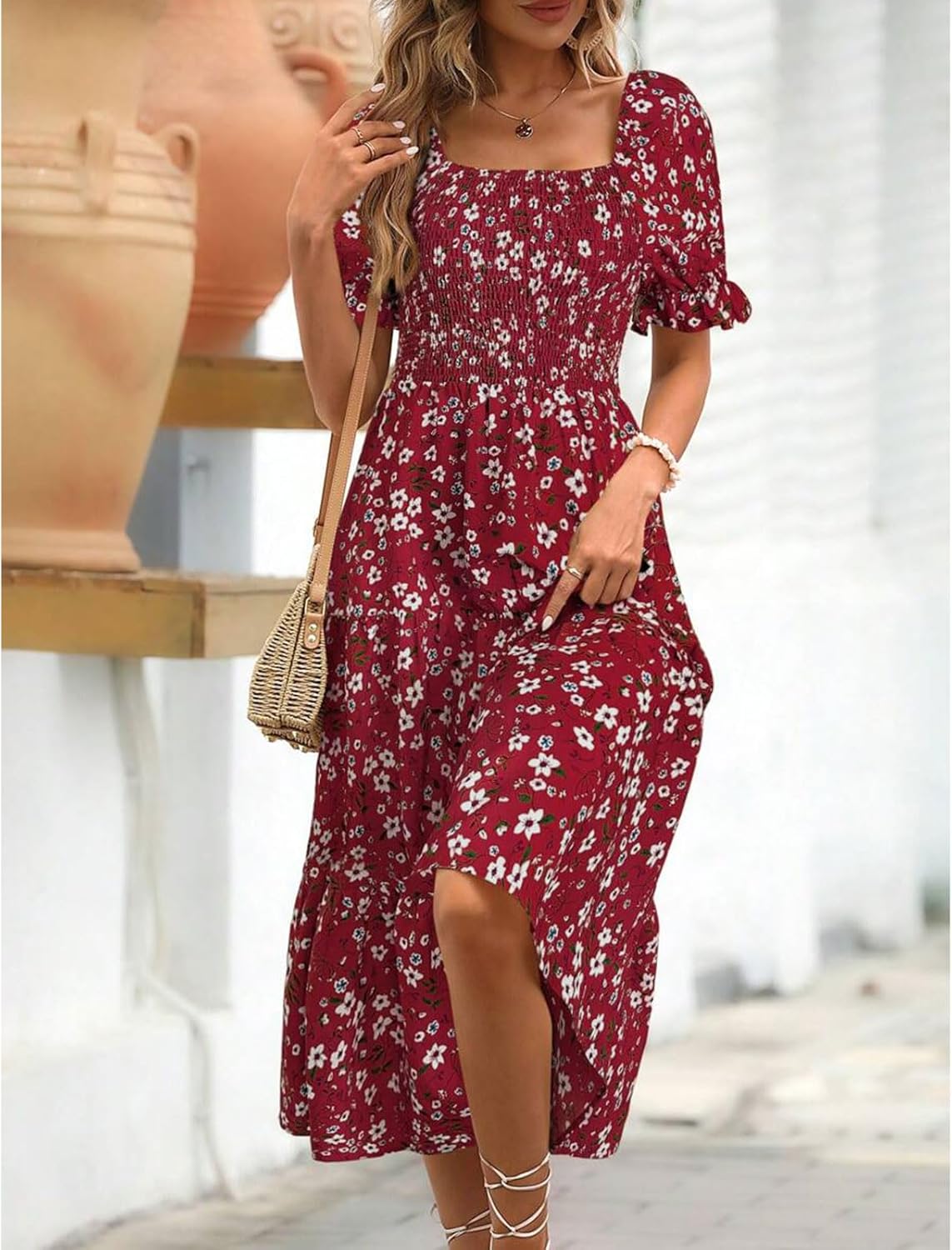 Women's floral mini dress with puff sleeves and tied waist, summer style
