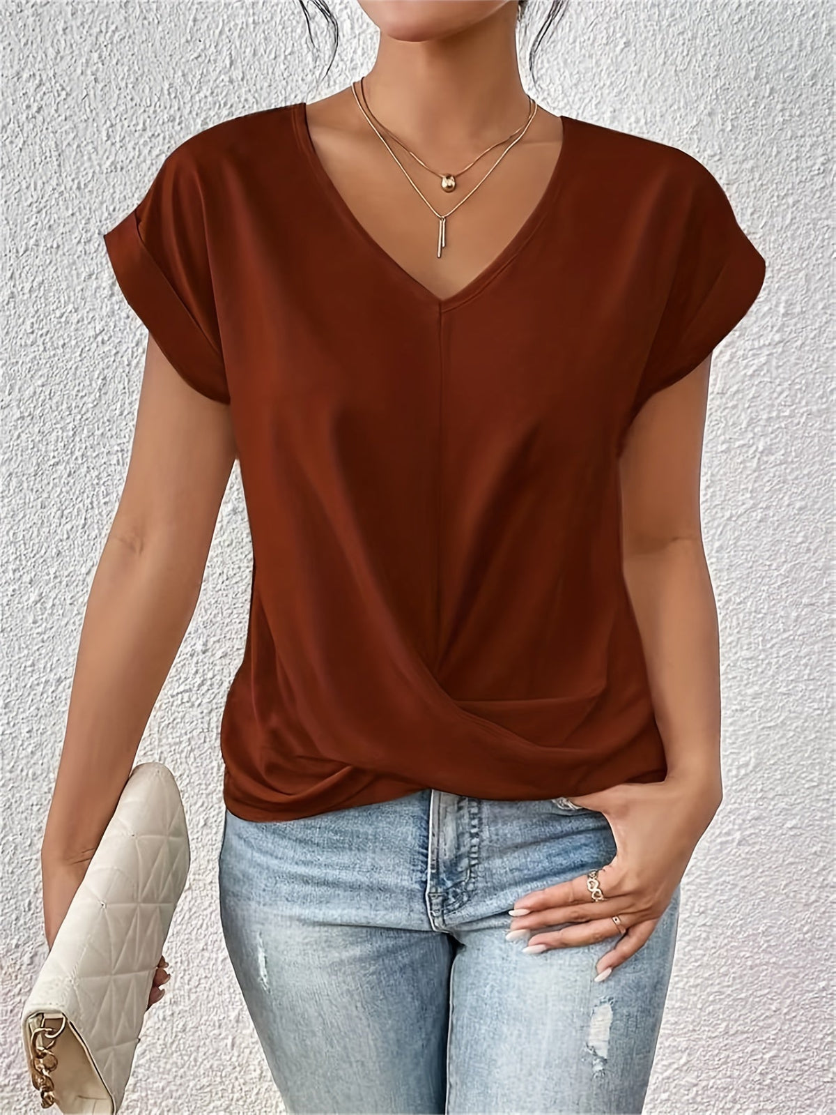 Women's casual t-shirt with sweetheart neckline, short sleeves, relaxed everyday fit