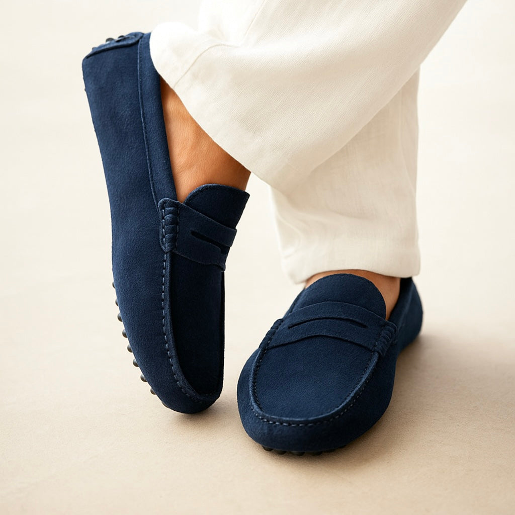 Men's suede loafers slip-on boat shoes in calf suede leather, laceless design