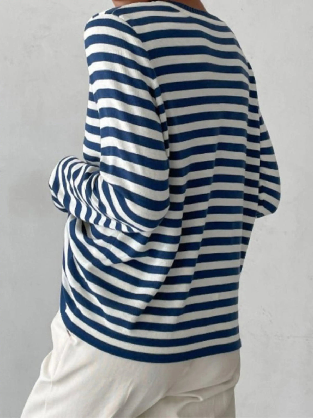Striped knit sweater women's relaxed fit round neck long sleeve