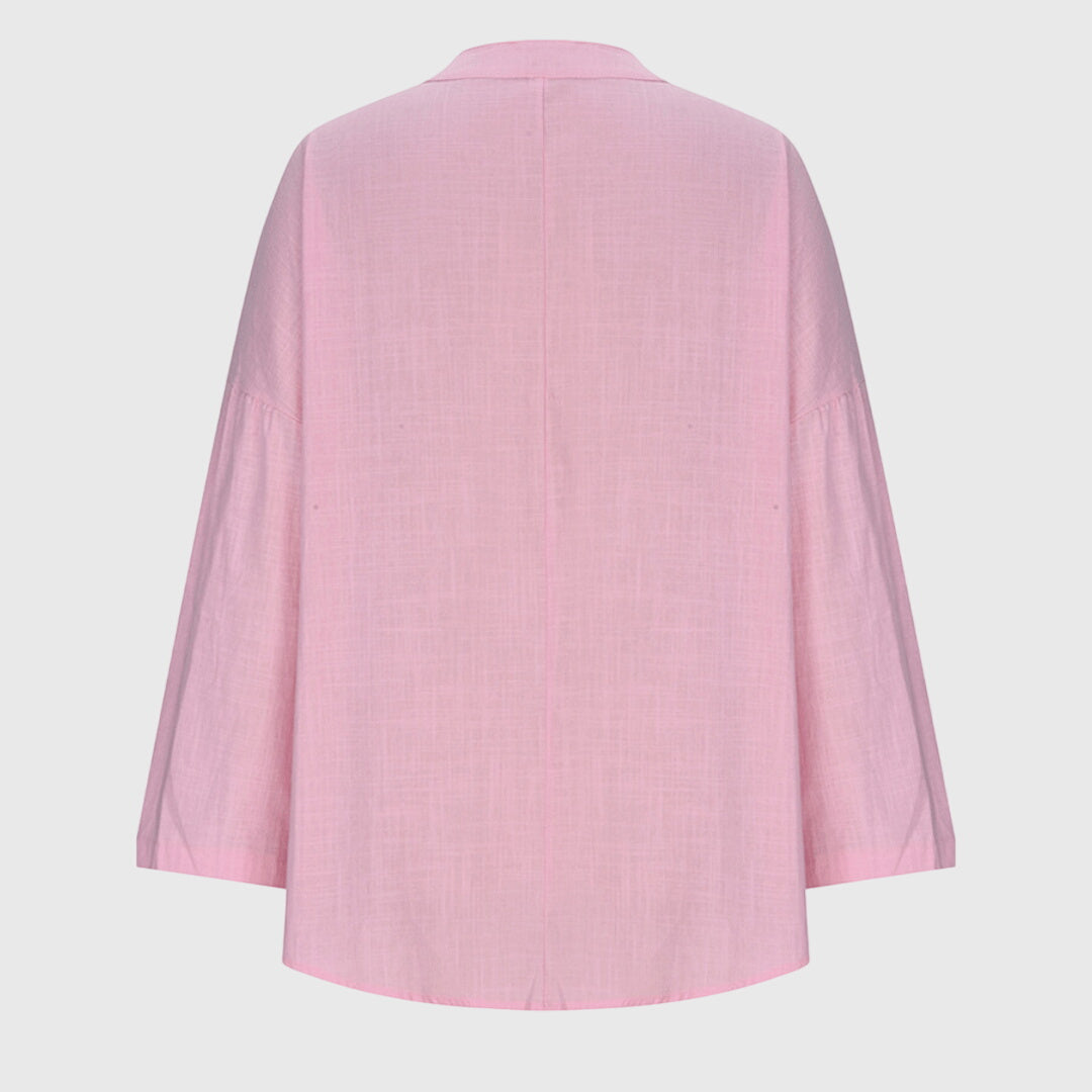 Women's flowy beach shirt with long sleeves and round neckline, relaxed fit
