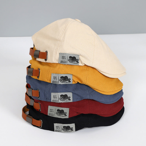 Men's adjustable beret in breathable fabric, unisex classic hat style