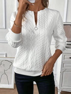 Women's soft knit sweater in versatile everyday style, feminine cut