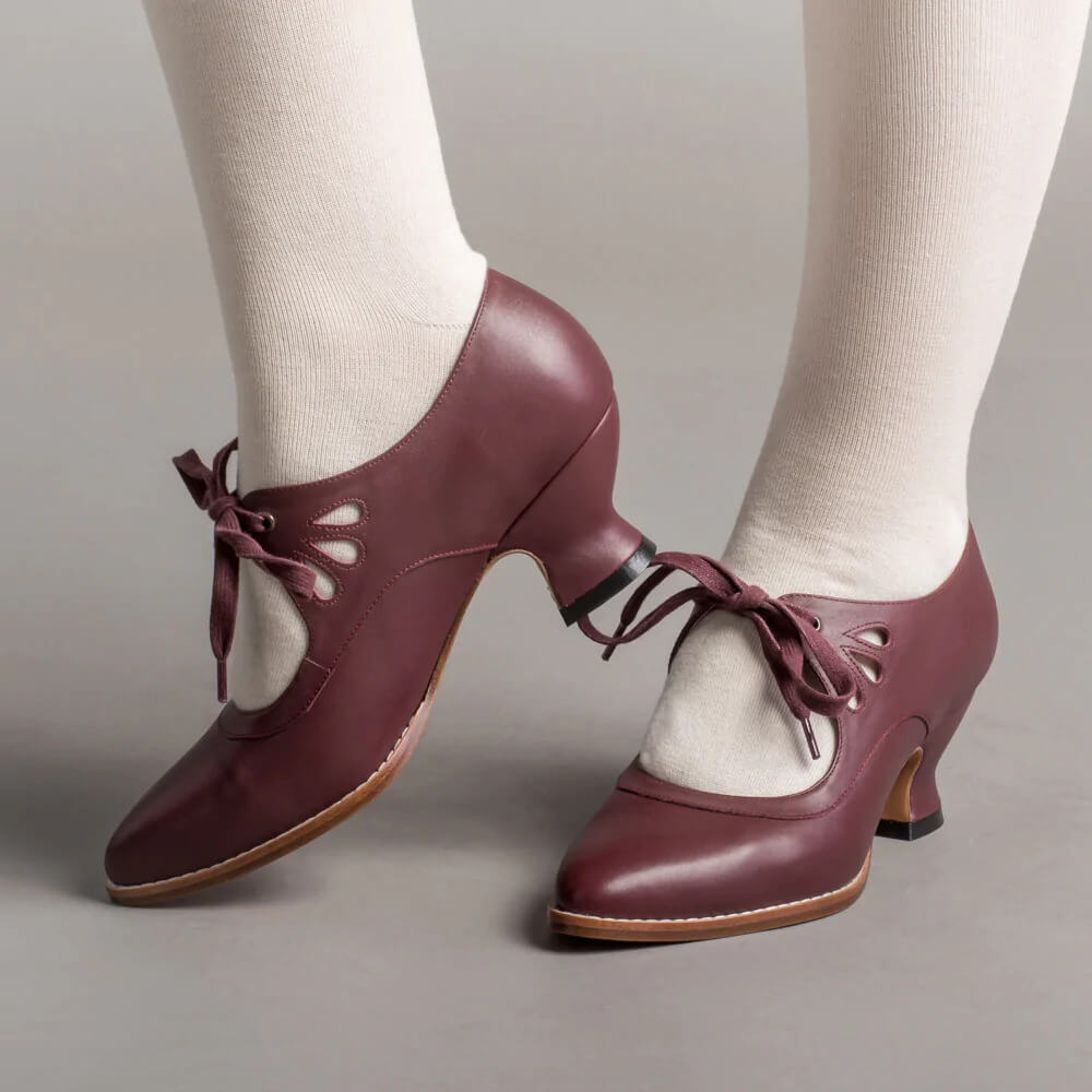 Women's orthopedic heels with full-foot support, wide and narrow fit, available in multiple colours