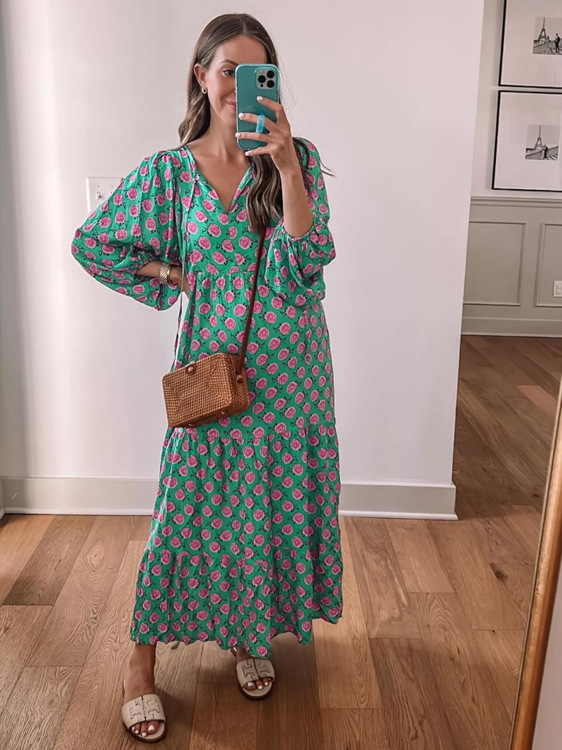 Women's green maxi boho dress with V-neckline and geometric print, flowy ankle-length
