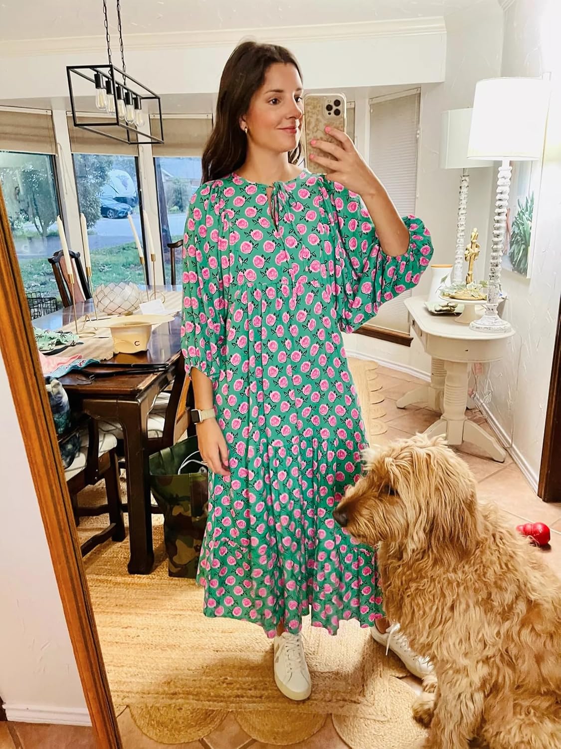 Women's green maxi boho dress with V-neckline and geometric print, flowy ankle-length