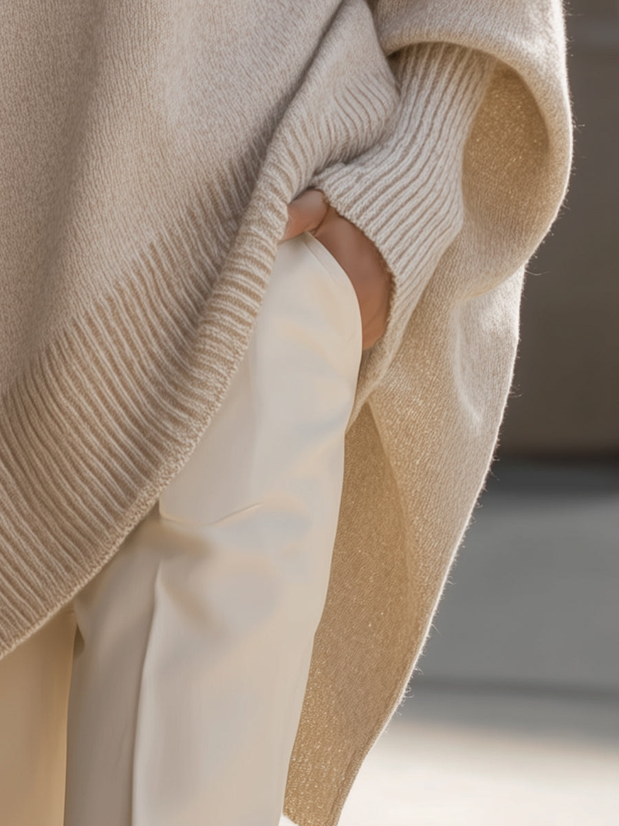 Women oversized pullover sweater in relaxed fit, available in beige black and olive green