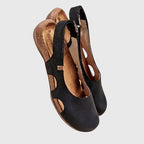 Women's orthopedic sandals with arch support and breathable open design