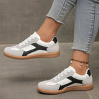 Women's color block lace-up sneakers in casual standard fit