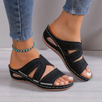 Women's orthopedic sandals with slip-resistant sole and buckle closure, cushioned comfort