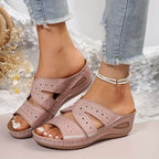 Women's orthopedic sandals with slip-resistant sole and buckle closure, cushioned comfort
