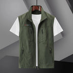 Men's multi-pocket utility vest, breathable sleeveless summer travel vest