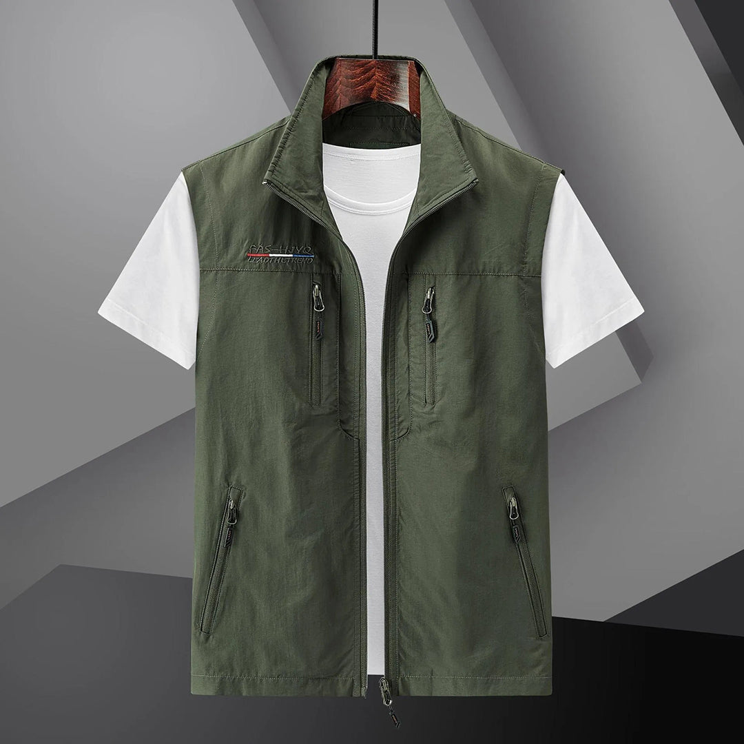 Men's multi-pocket utility vest, breathable sleeveless summer travel vest