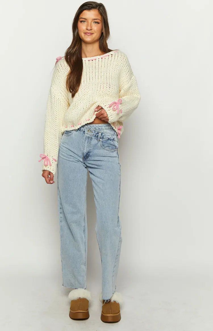 Women chunky knit pullover one shoulder with contrast bow detail