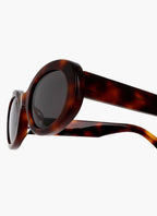 Women oval vintage UV400 sunglasses in black tortoise and cream