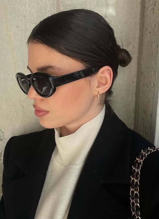 Women oval vintage UV400 sunglasses in black tortoise and cream