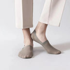 Invisible breathable anti-slip low cut socks, no-show design with cotton sole