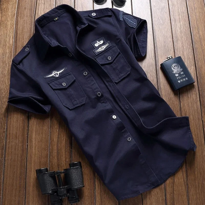 Men short sleeve button up cargo shirt with chest pockets in khaki