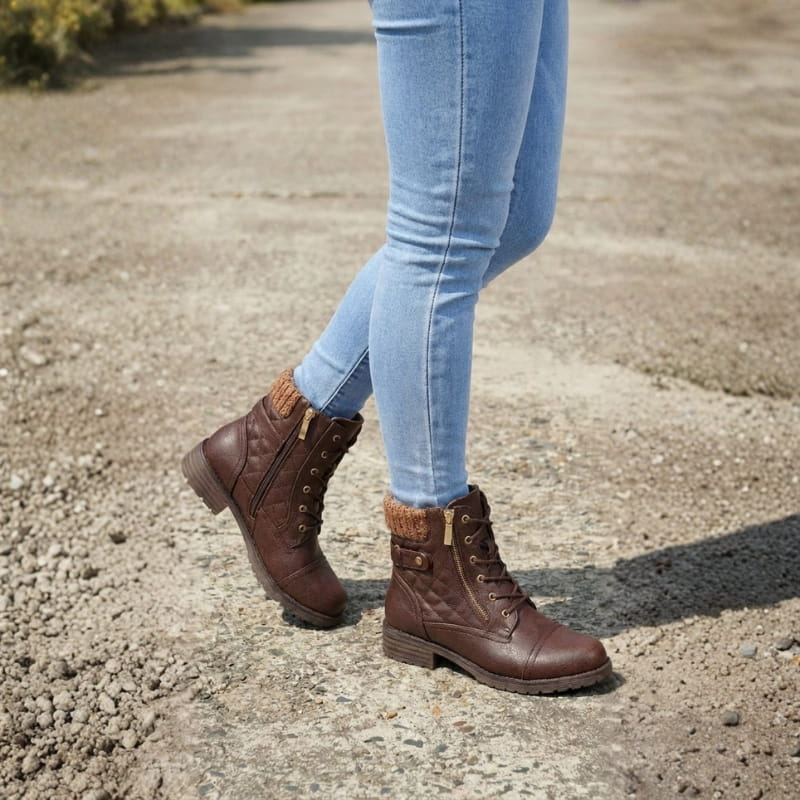 Women's leather ankle boots with side zipper and low block heel