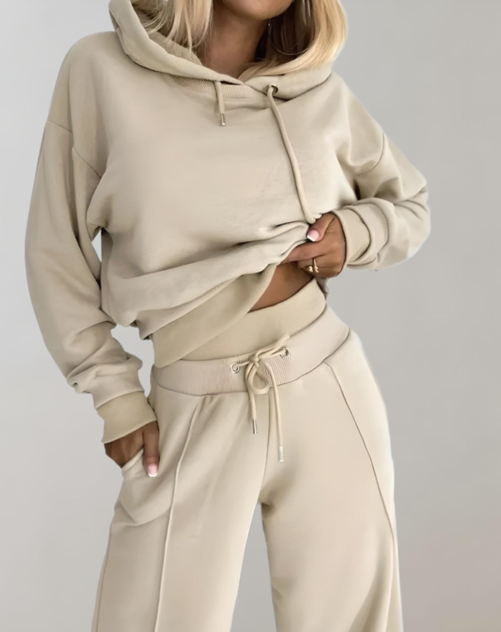 Women's hoodie and jogger set, casual relaxed fit two-piece lounge set