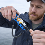 Aluminum fishing pliers with braid cutter and split-ring tip for saltwater and freshwater use
