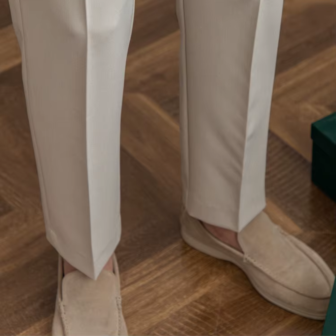 Men pleated high waist chino trousers in classic tailored fit
