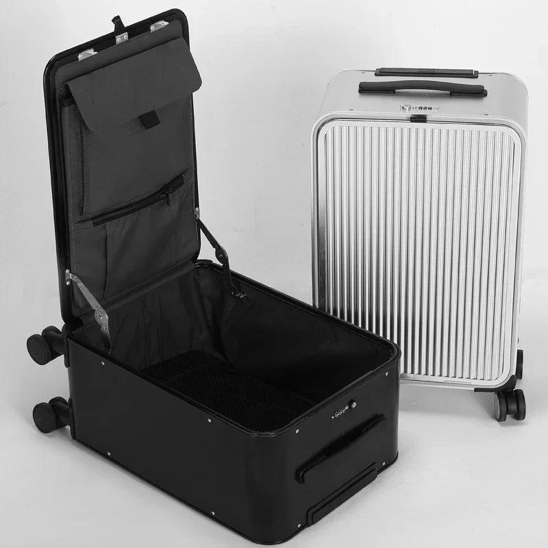 Aluminium hard shell suitcase with 360° spinner wheels, available in silver and black